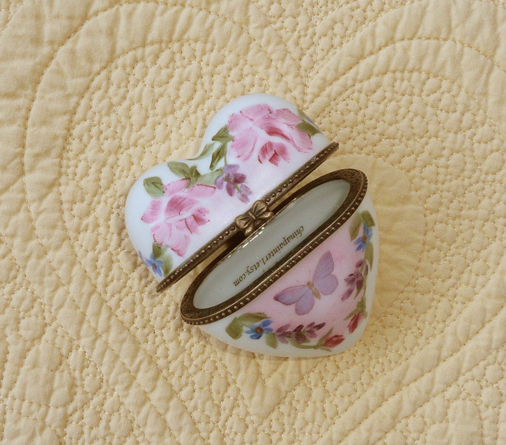 Hand Painted Heart Shaped Porcelain Box
