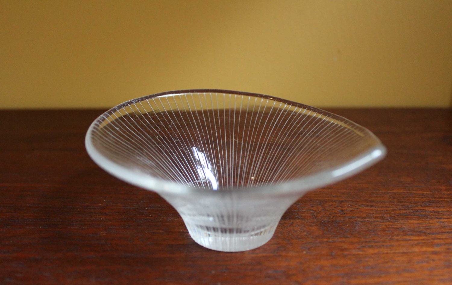 Exquisite hand signed Tapio Wirkkala Kanttarelli small trinket dish... Iittala