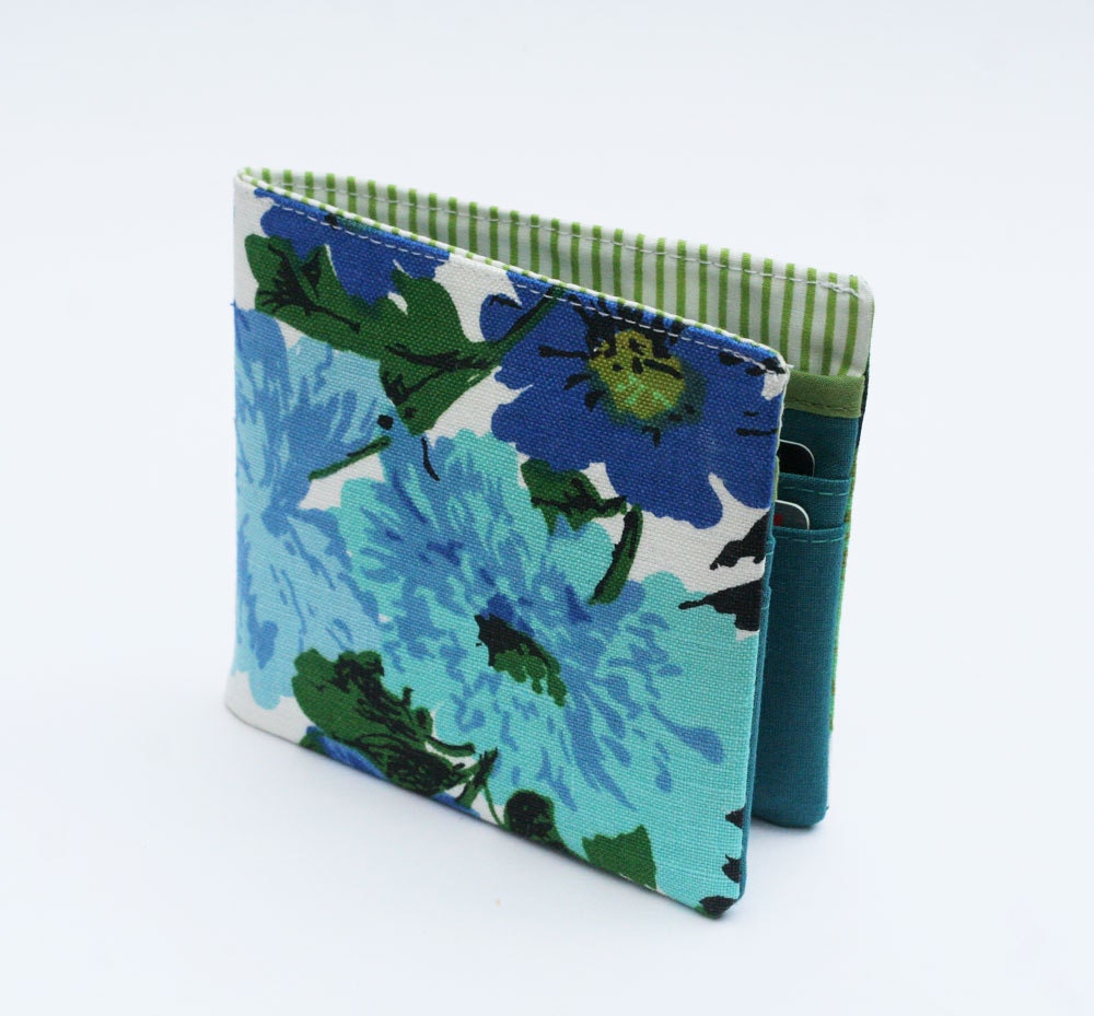 Womens Wallet, Wallet, Billfold Wallet, Vintage Fabrics, Vintage Floral, Handmade by Knotted Nest on Etsy