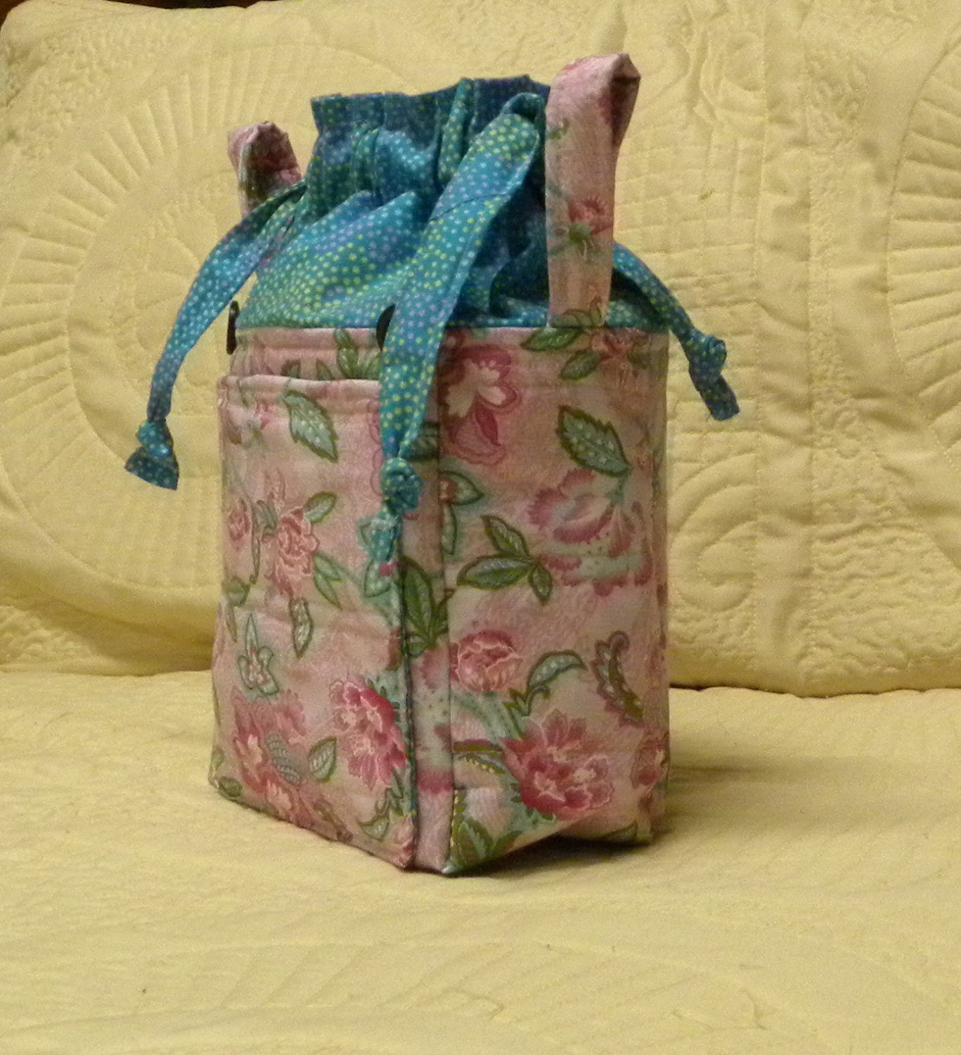 quilted lunch bag