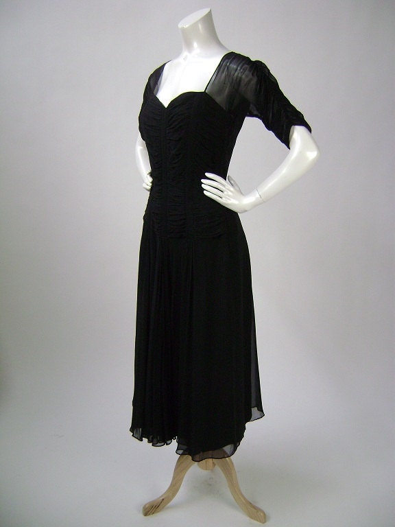 40s Cocktail Dress / 40s Short Sleeve Dress / Sheer Sleeves / Ruched Bodice / Flared Skirt / Small B34 W26 / Metal Zipper