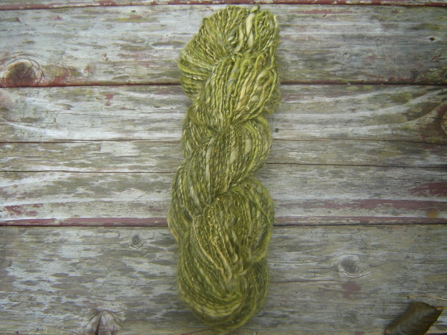 Handspun BFL and Alpaca yarn - Green Eyed Lady