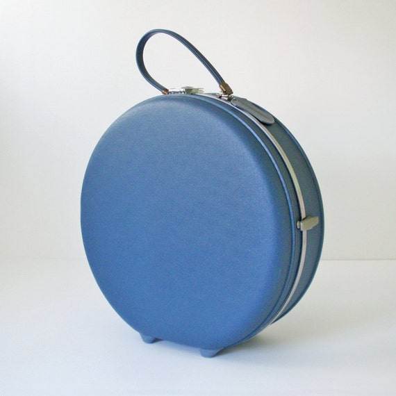 vintage american tourister round luggage