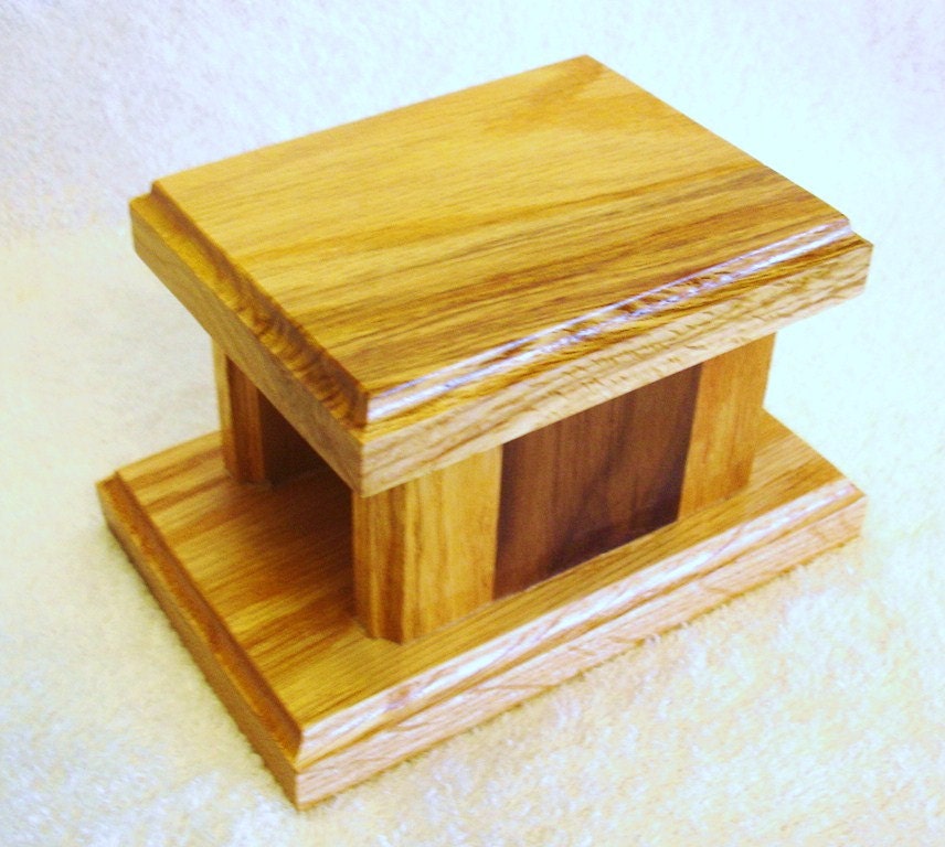 Oak and Walnut Trophy Base - 1099