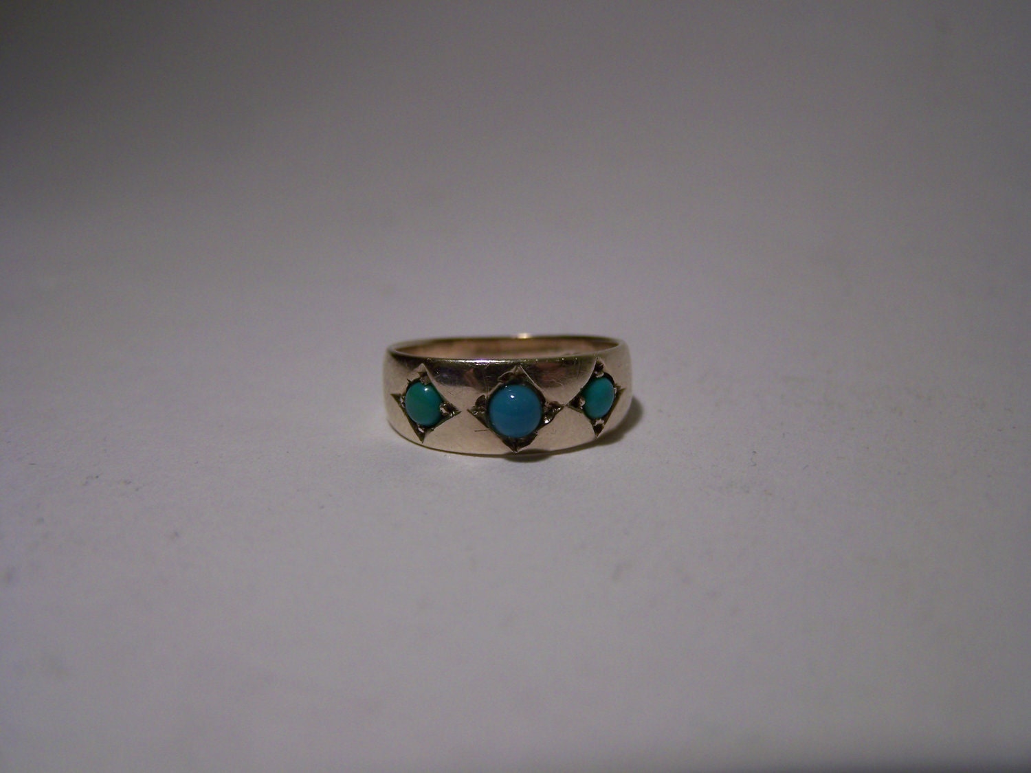 Vintage 9ct Gold Faux Turquoise Ring Unusual Small Size G 31/2 Resizing Available