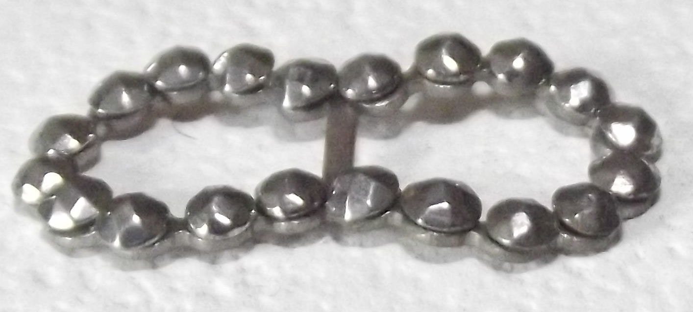 Small antique buckle Cut Steels