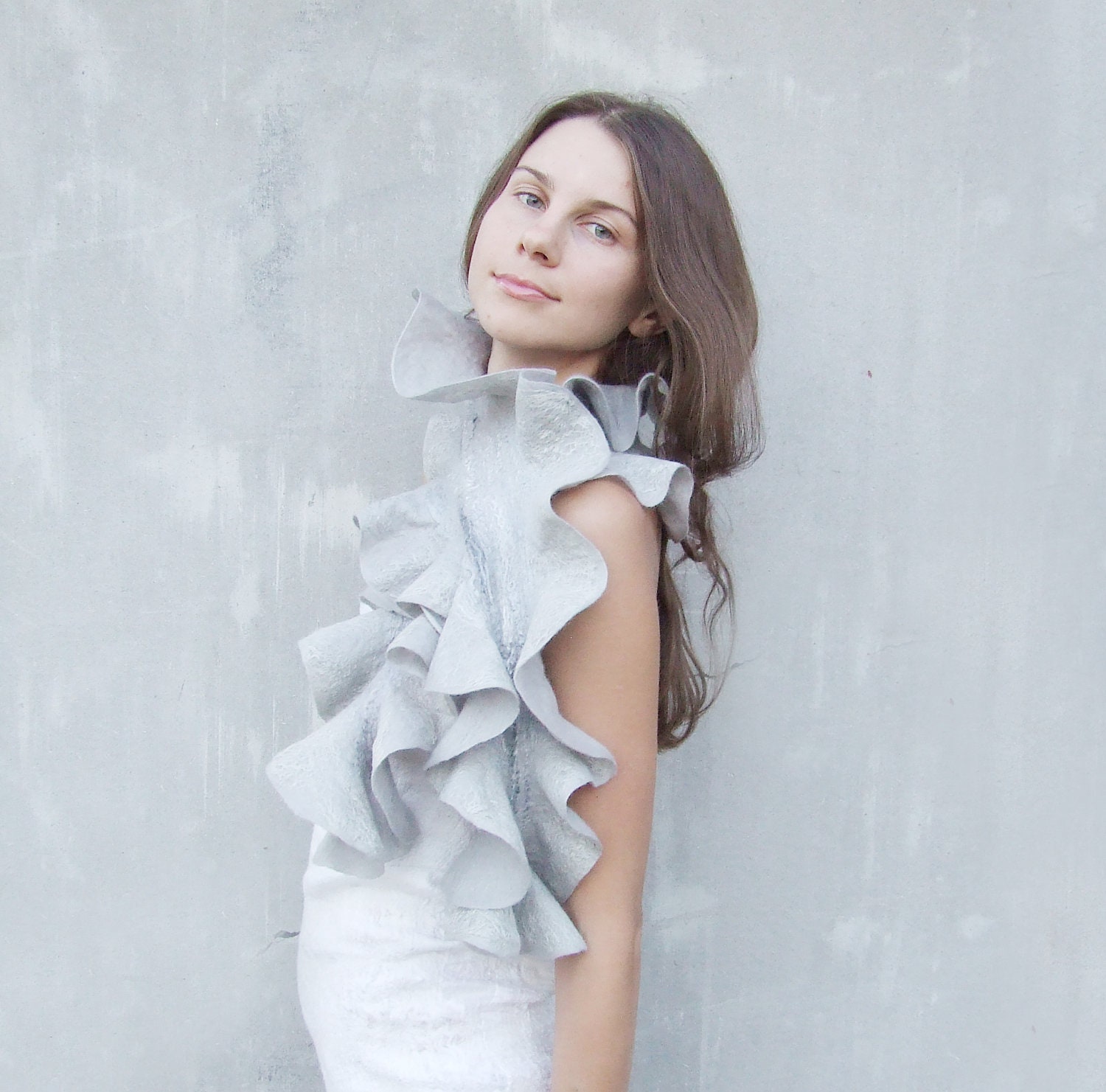 Ruffles grey scarf felting wool luxury winter wedding bridesmaid idea for her winter fashion