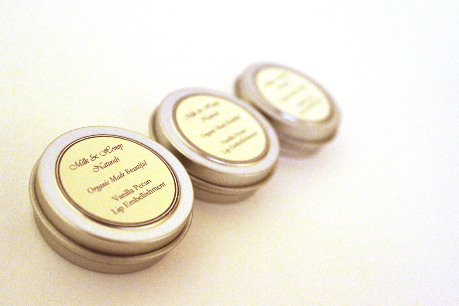 LIP BALM - Vanilla Pecan Lip Embellishment