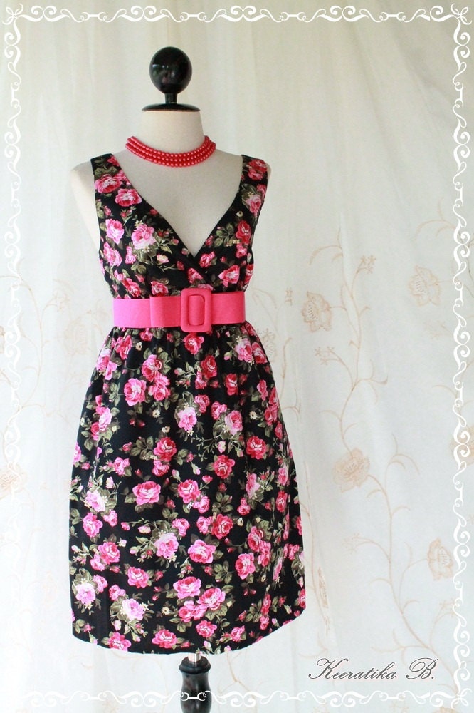 Miss Floral - Spring Summer Sundress Party Day Dress Vintage Inspired Black BG With Elegant Floral Print S-M