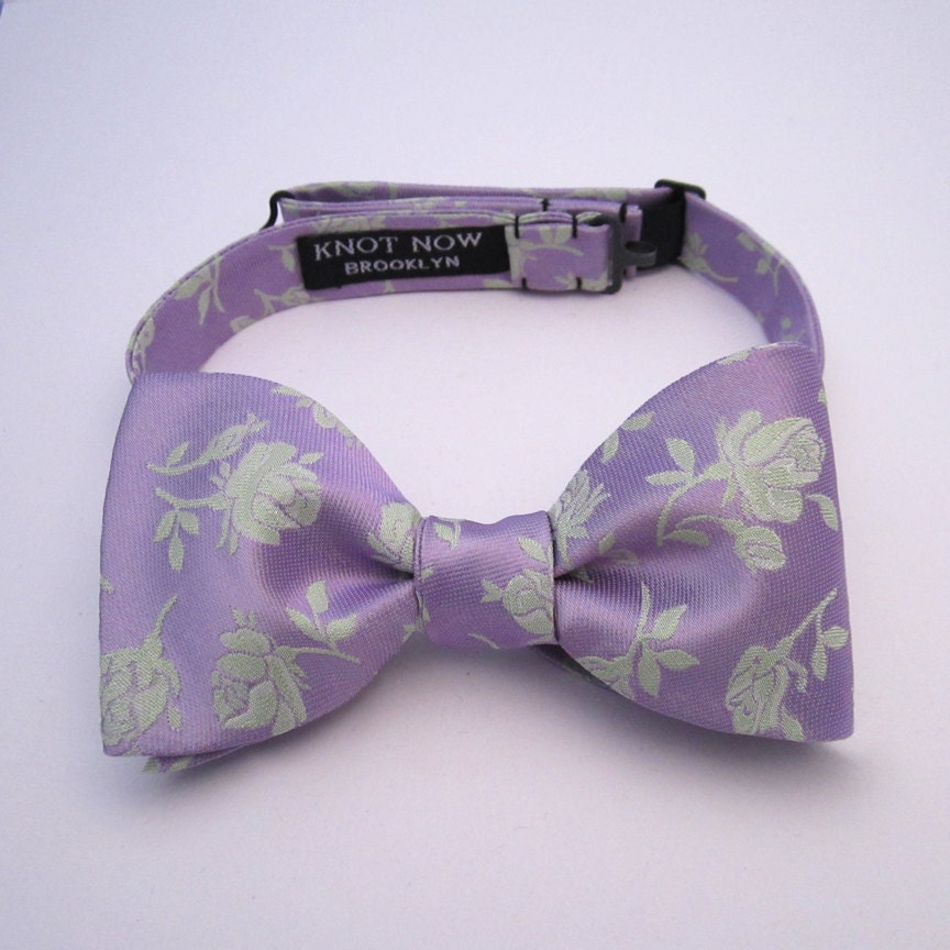 Men's Bowtie - Lilac Woven Silk
