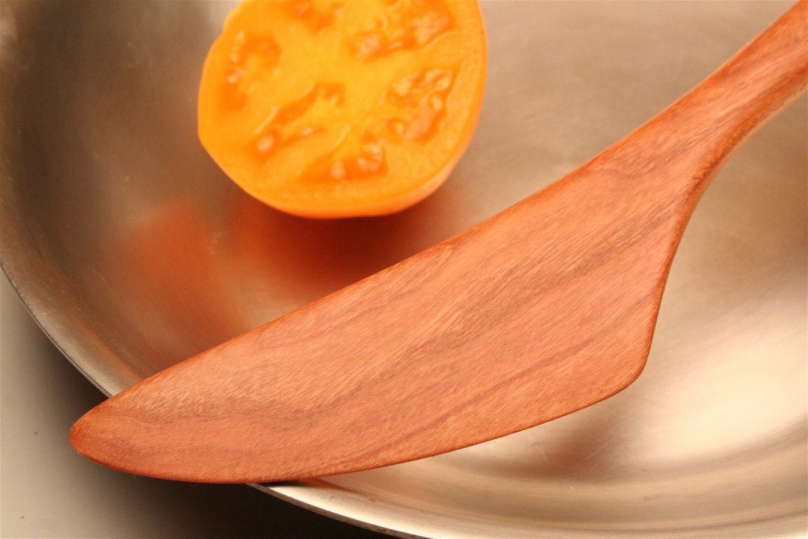 Wooden kitchen utensil, saute tool of Cherry wood