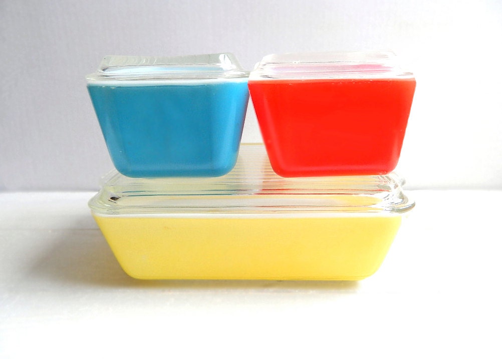 Vintage Pyrex Primary Colors Complete Refrigerator Set