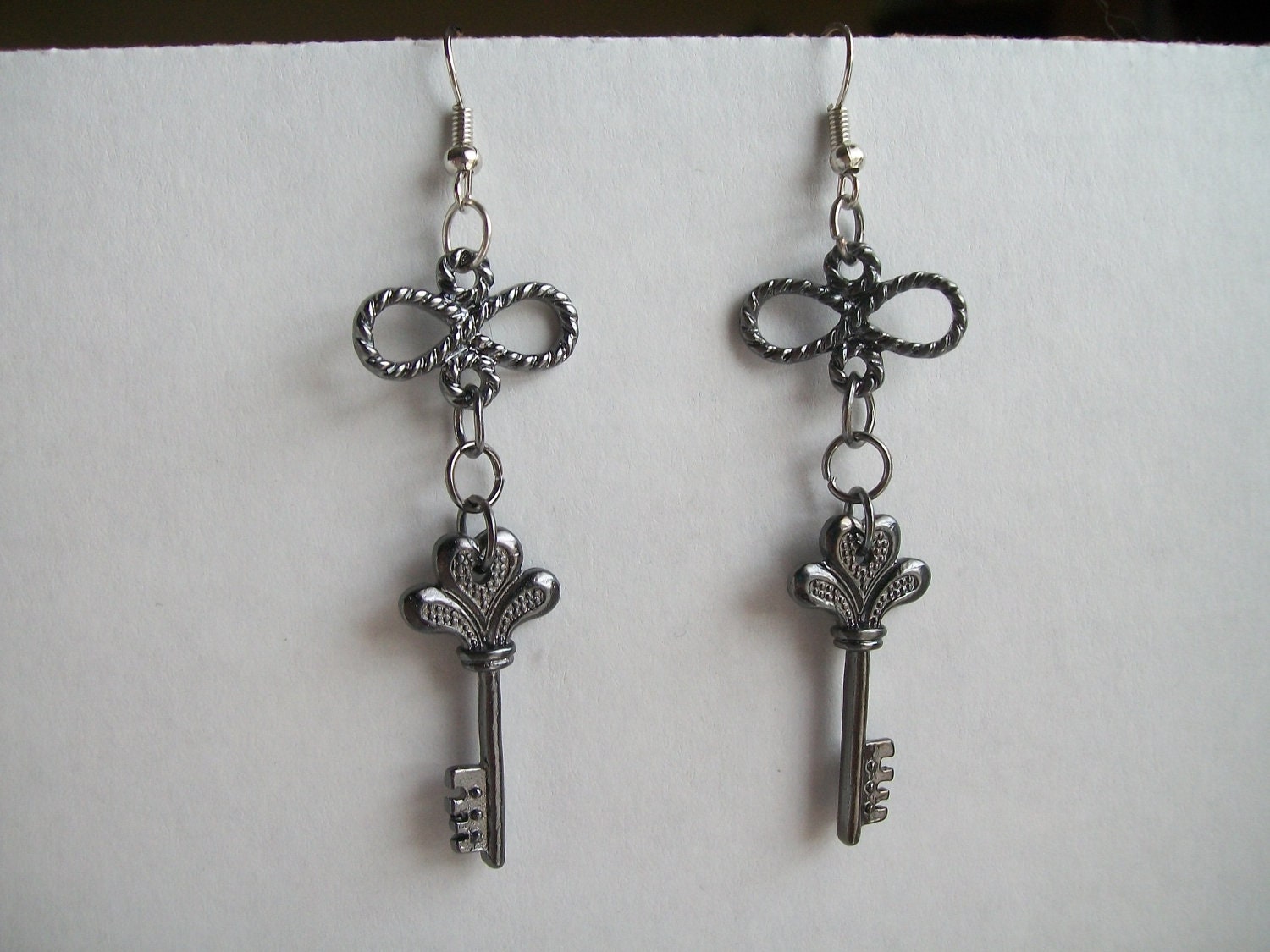 Antique Key Dangle Earrings Rustic Key Earrings by JypsyJewels