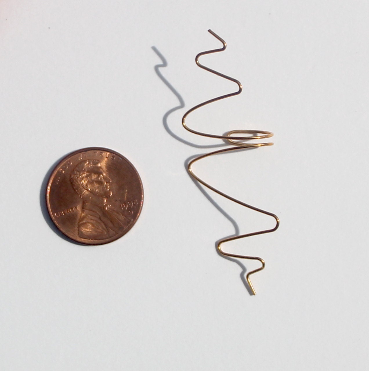 Ear cuff, gold plate wire, non-piercing, zig zag