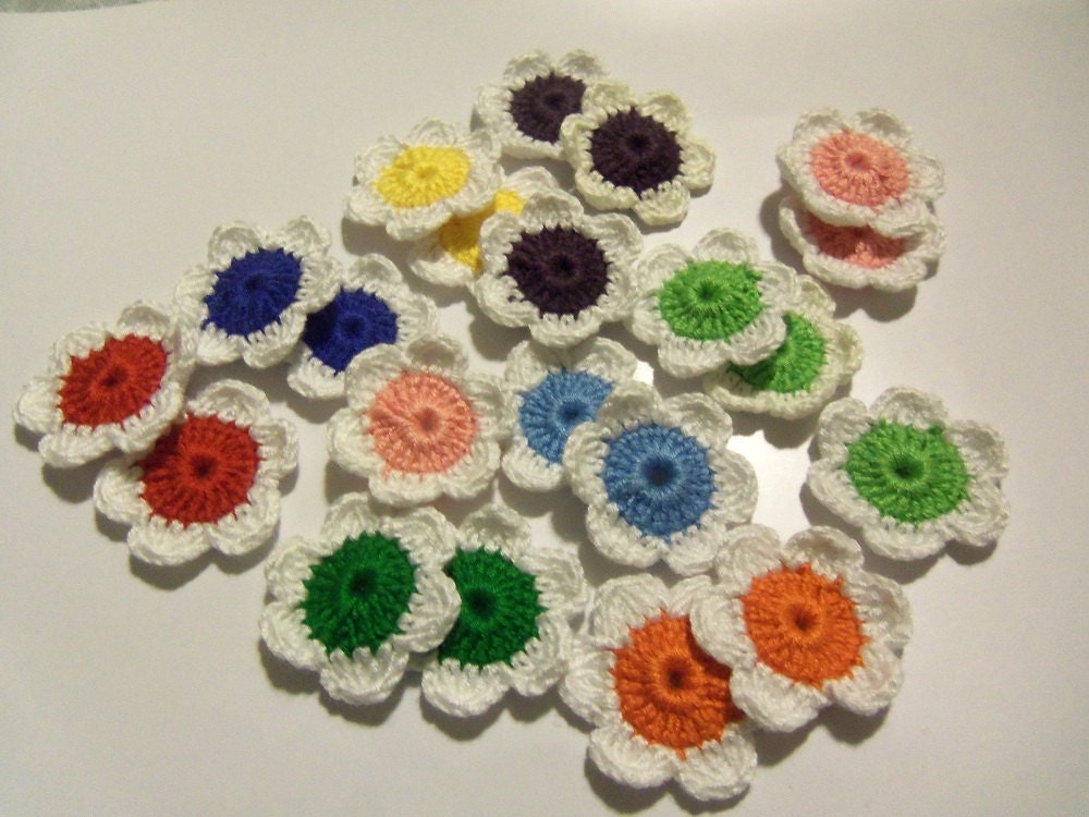 Set of 24 Handmade Crochet Daisies.