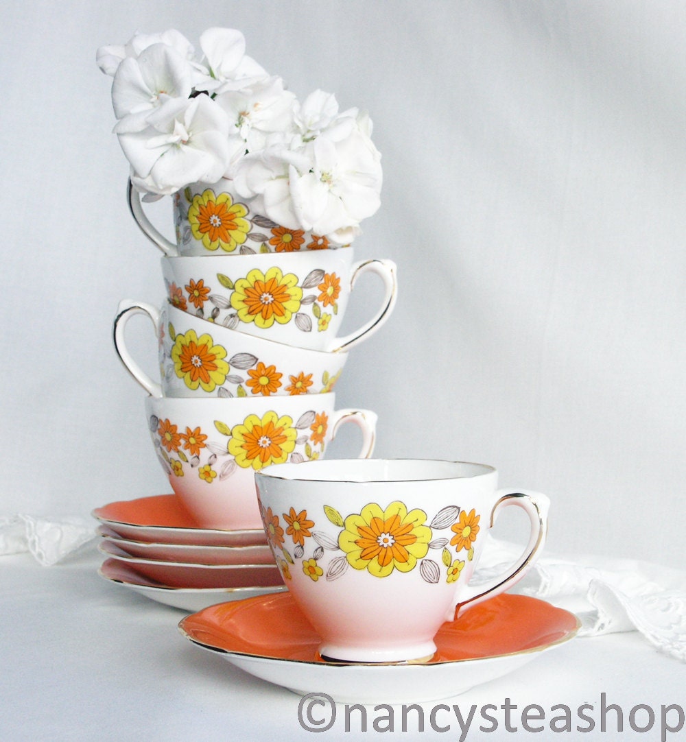 CUSTOM LISTING for FIONA Delicious orange retro by