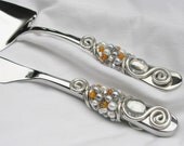 Pearl, Silver, Grey and Orange BEADED CAKE server and knife - Wedding Cake Serving Set - Swarovski Crystal, Pearls and Glass - JuliesPracticalArt Pearl, Silver, Grey and Orange BEADED CAKE server and knife - Wedding Cake Serving Set - Swarovski Crystal, Pearls and Glass - JuliesPracticalArt