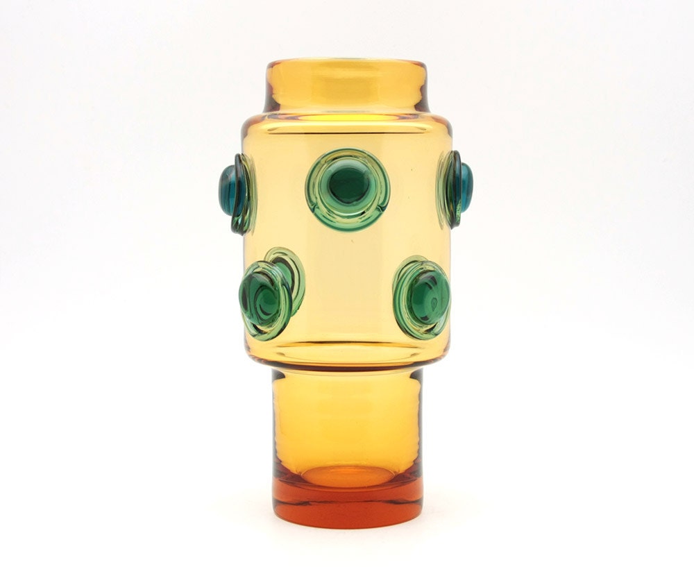 Futuristic glass vase by Josef Hospodka (40102/81166, Prachen Glassworsk)