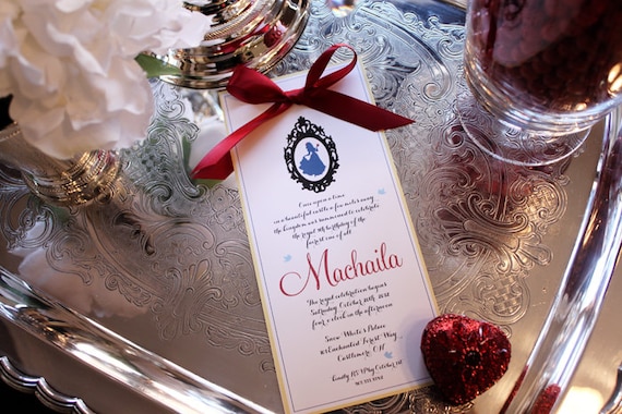 Sweet Snow White Inspired Printable Party Invitations : Printable Party Designs by The Tiny Tiara Il_570xn