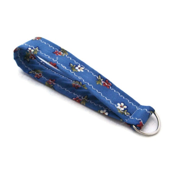 Flower Keyring: Floral red white blue keyfob