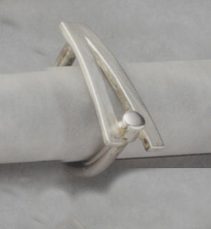 This is a comfortable ring and also a knockout.  If you haven't bought one yet, make it this one.