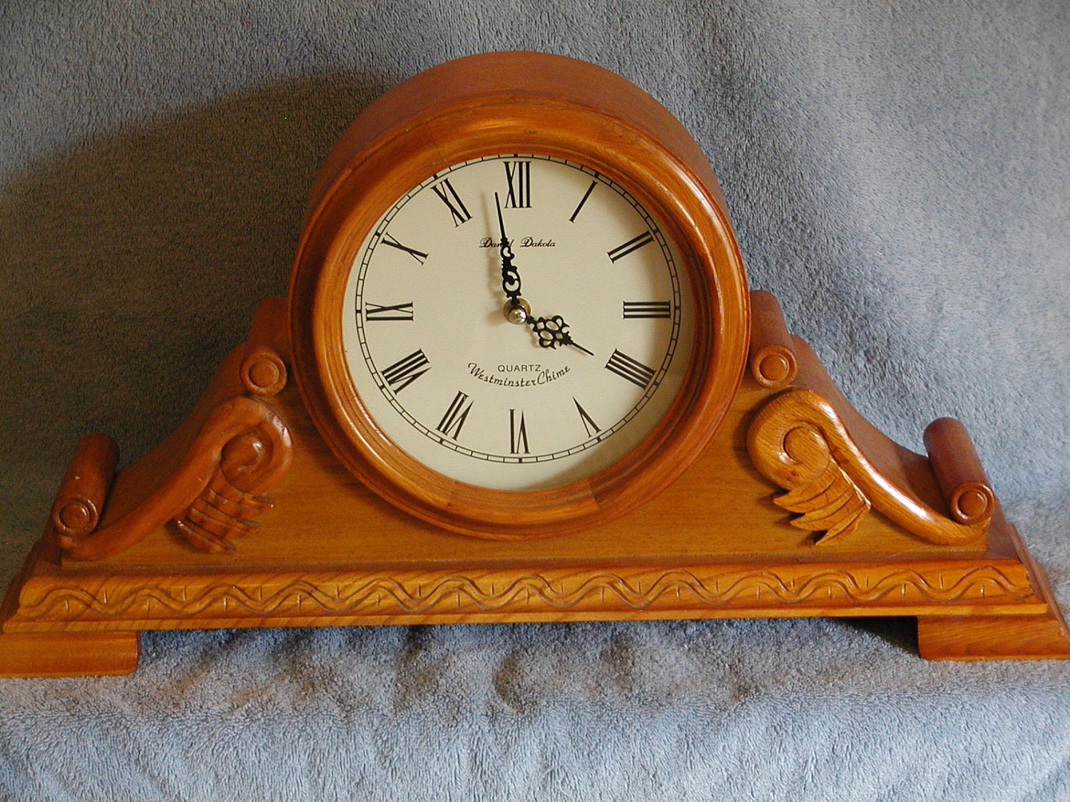 Daniel Dakota Quartz Westminster Chime Mantel By SandECollectibles Daniel Dakota Quartz Westminster Chime Mantel By SandECollectibles
