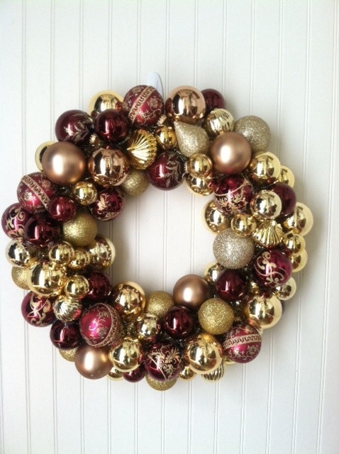 burgundy and gold christmas ornament by wreathslovehappiness burgundy and gold christmas ornament by wreathslovehappiness