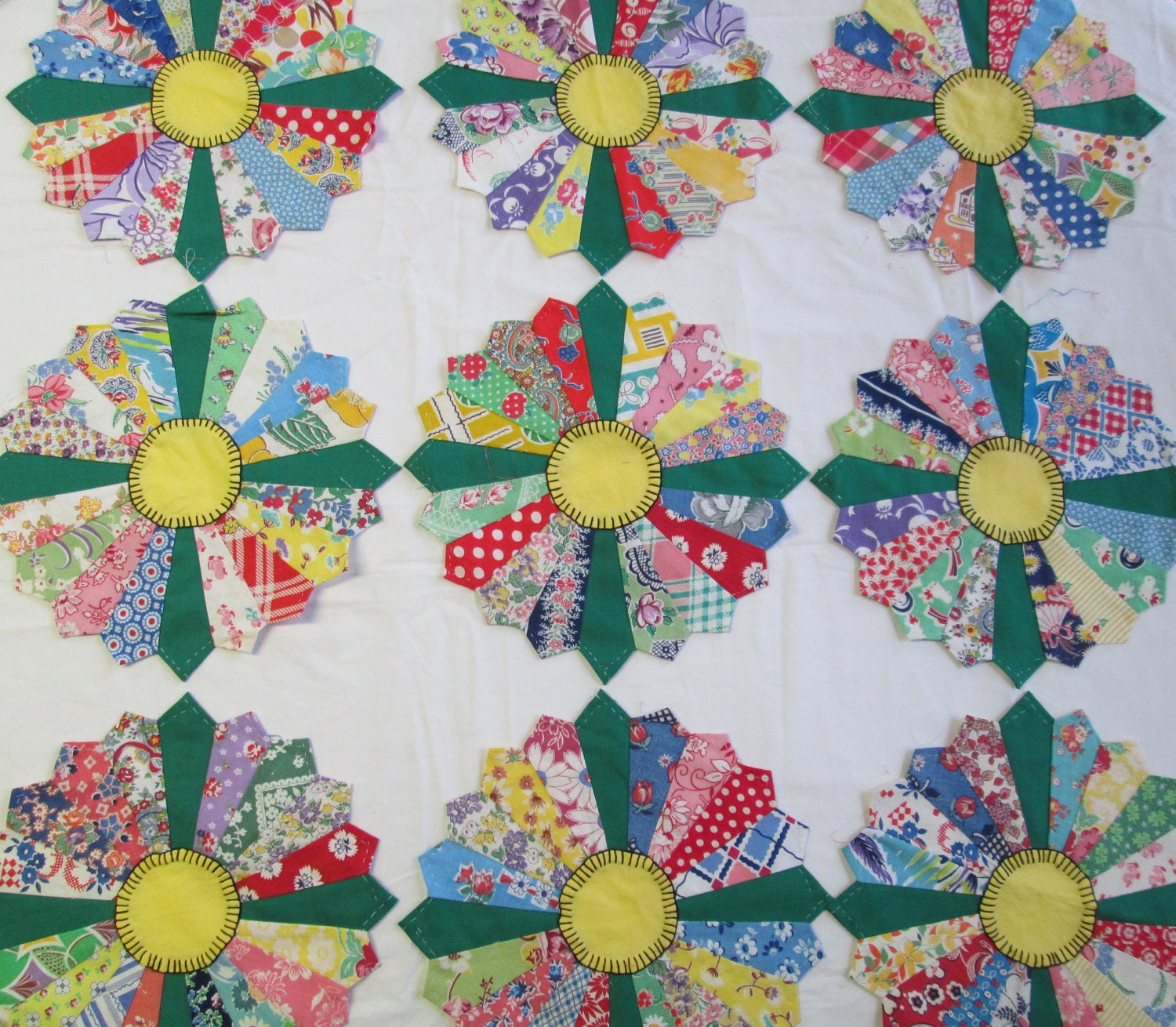 Antique Dresden Plate Quilt Top Blocks Vintage 1930s Fabric Feedsack Embroidered Pieces