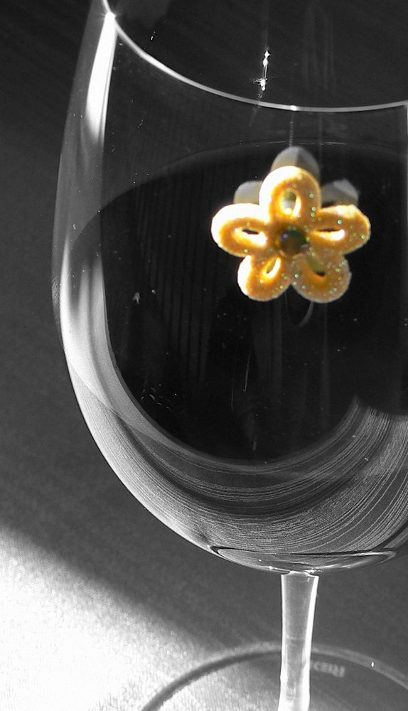 Magnetic Flowers Wine Glass Charms