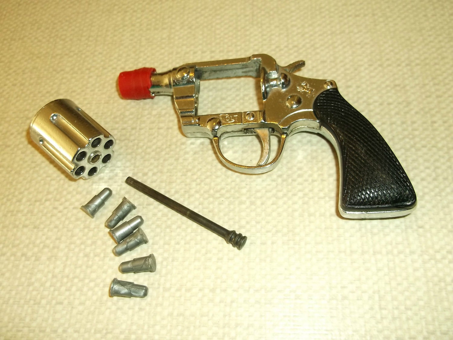 Hubley Colt Detective Special Cap Gun EUC by VintageRetroTreasure