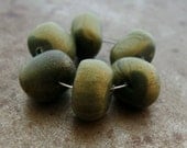 Tiny Olive Bead Wobbles