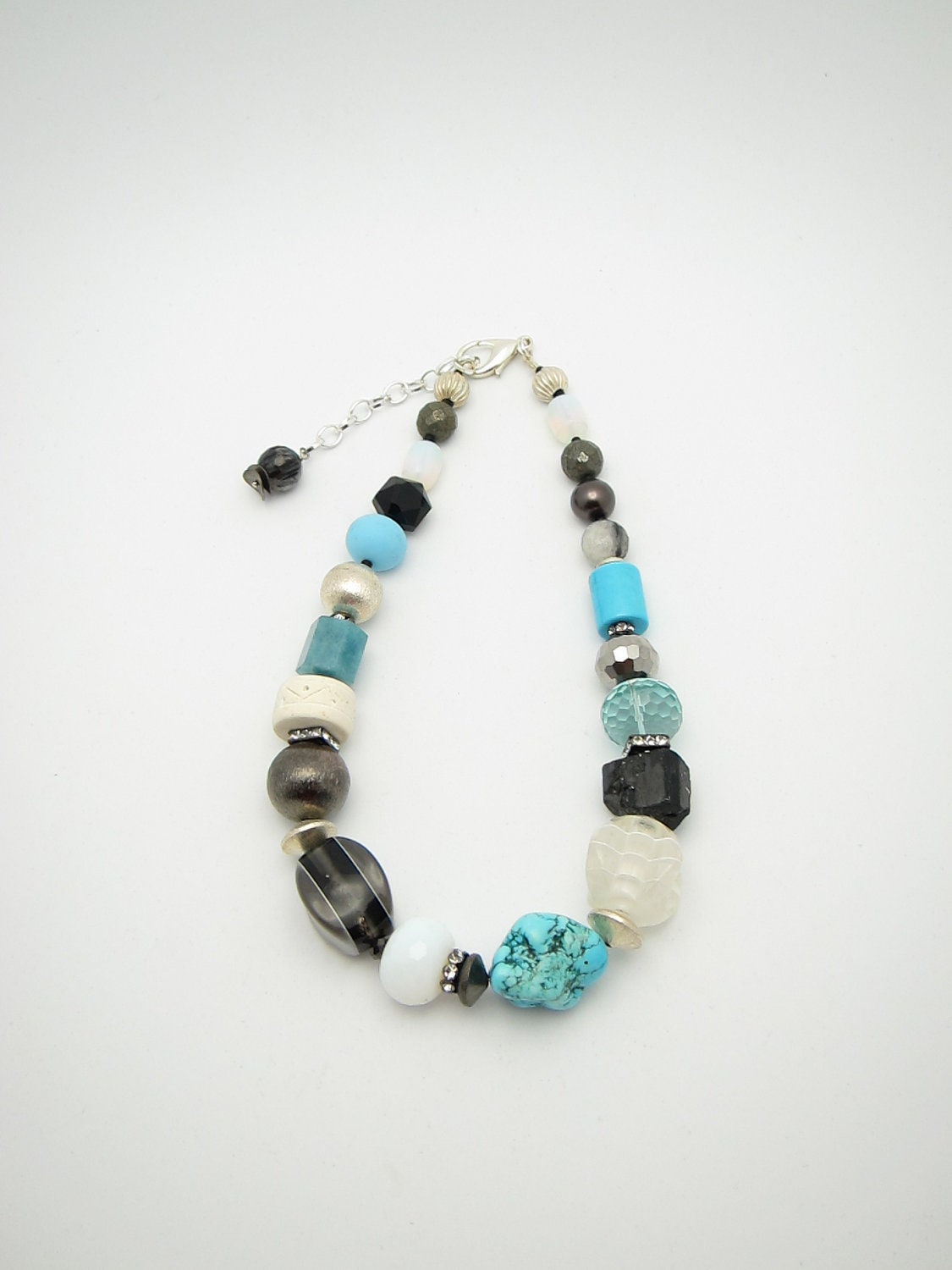 MOTLEY /Statement.Chunky.Turquoise.Wood.Collar.Statement Necklace/