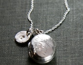 Personalized Silver Locket Necklace, Vintage Sterling Silver Small Oval Locket - Custom Initial Charm
