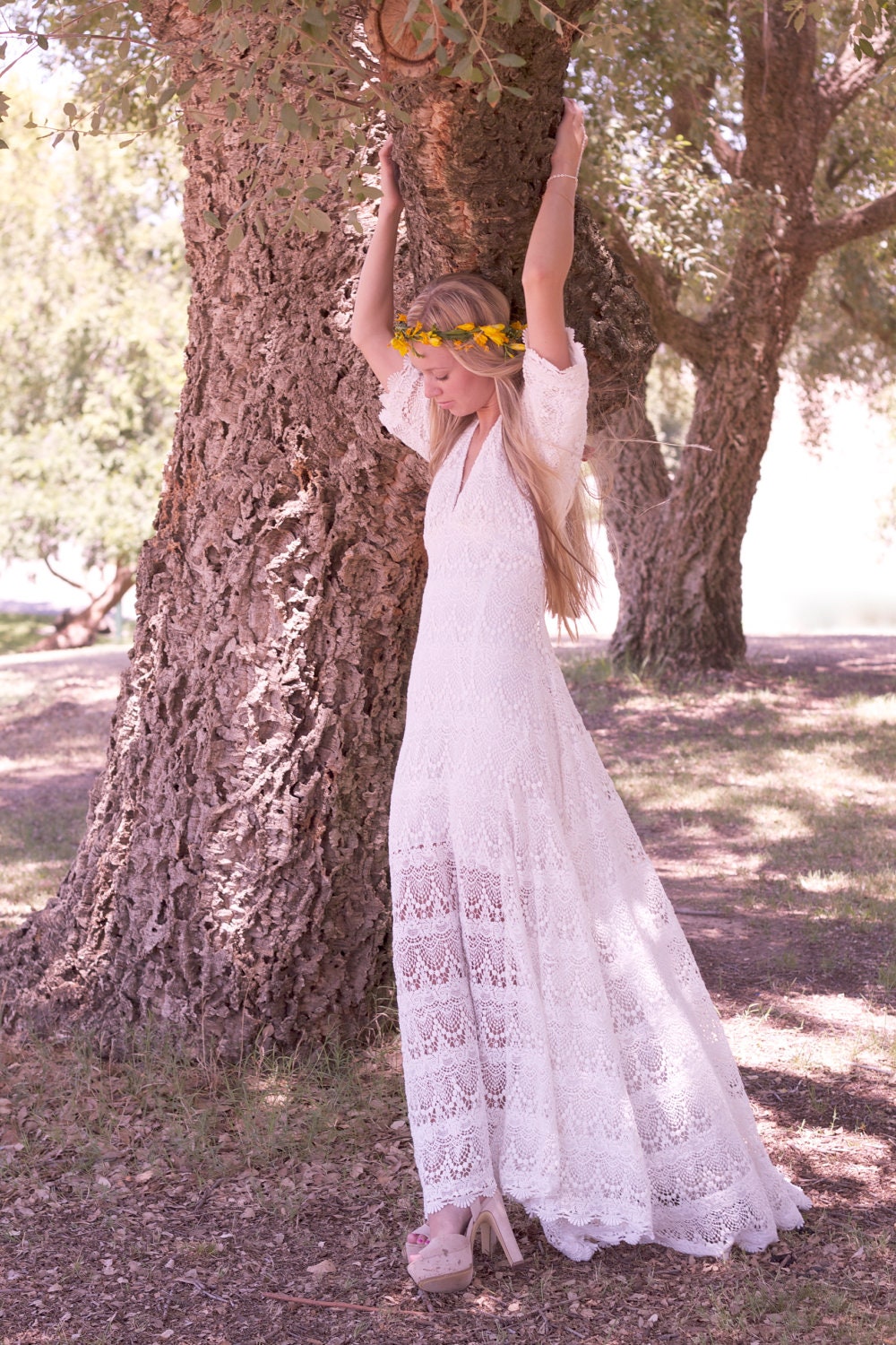 Vintage-Looking Wedding Dress White Ivory Cream Crochet Lace Sleeves Bohemian Hippie Bride - "Willow"