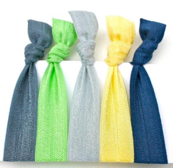 Items similar to Knotted Hairtie Package Fabric Hair Tie Bracelets