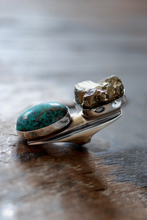 Beautiful Creature Ring