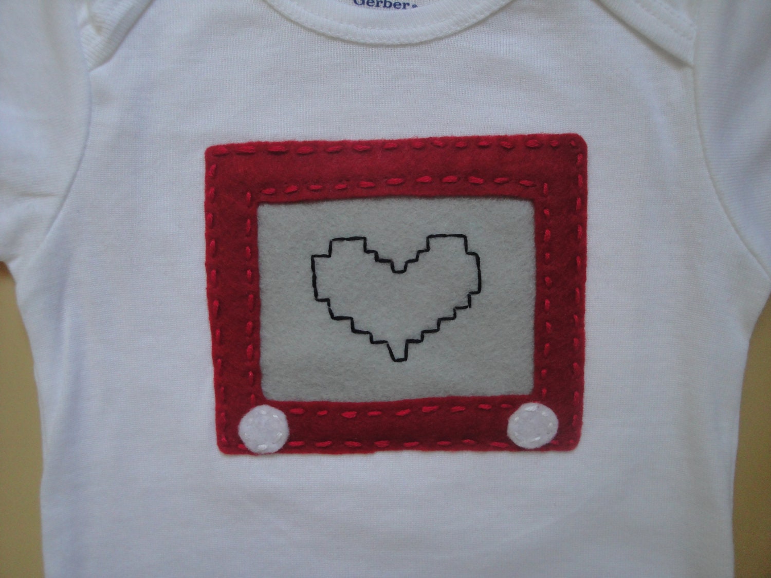 Hand stitched etch-a-sketch Onesie Il_170x135