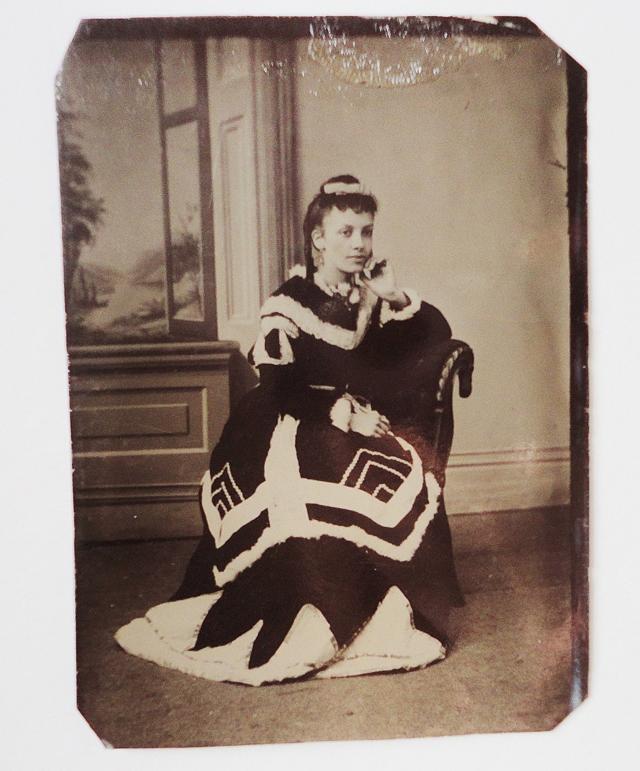 Antique Tin Type - The Most Beautiful Woman In Amazing Fur Trimmed Gown