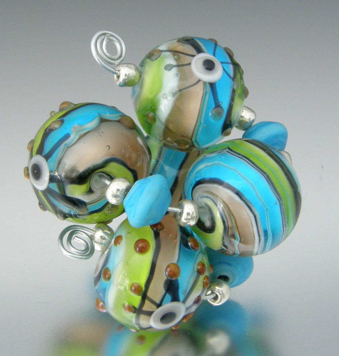 KILLERBEEDZ1 - Tropical Twist - 9 Lampwork Round Beads