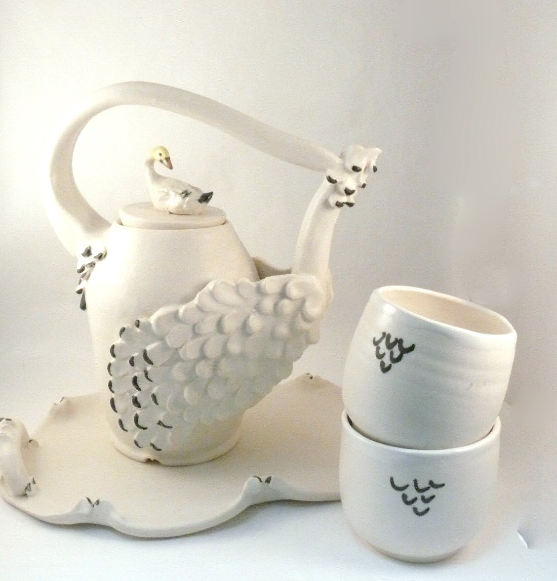 Swan Teapot Set with Two Tea Bowls and Tray Wedding Collectible