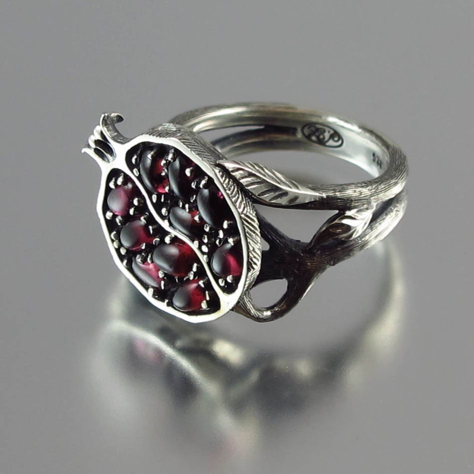 POMEGRANATE garnet silver ring