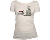 IRON LADY - Organic Cotton Scoop Neck Tshirt