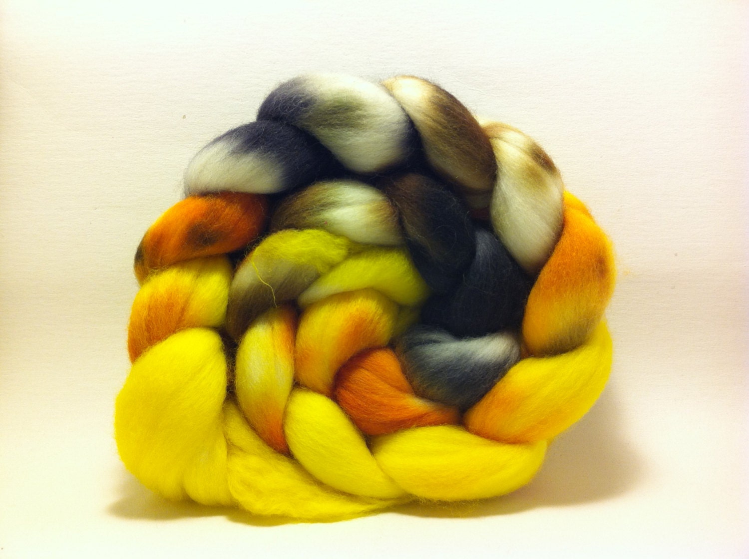 Sunflowers - Superwash Merino top roving fiber for spinning