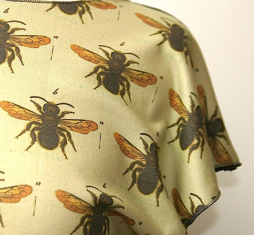Sale Vintage illustration Bee top