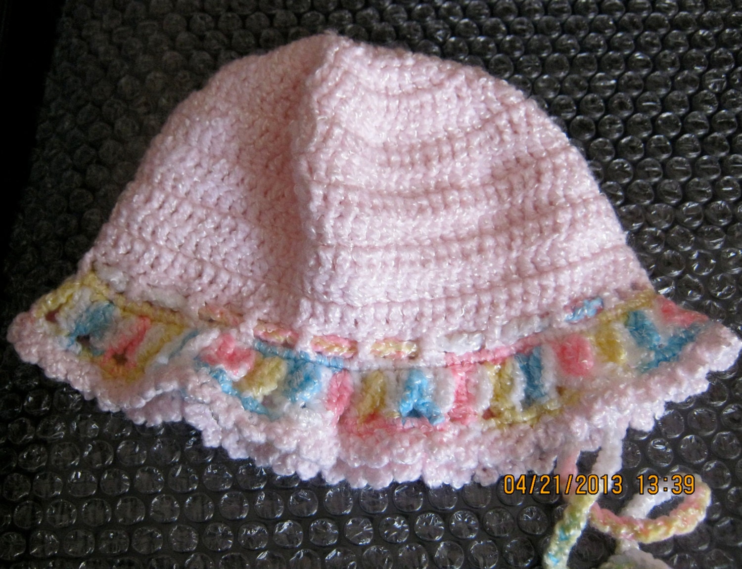 Pretty crochet adjustable hat for your special girl