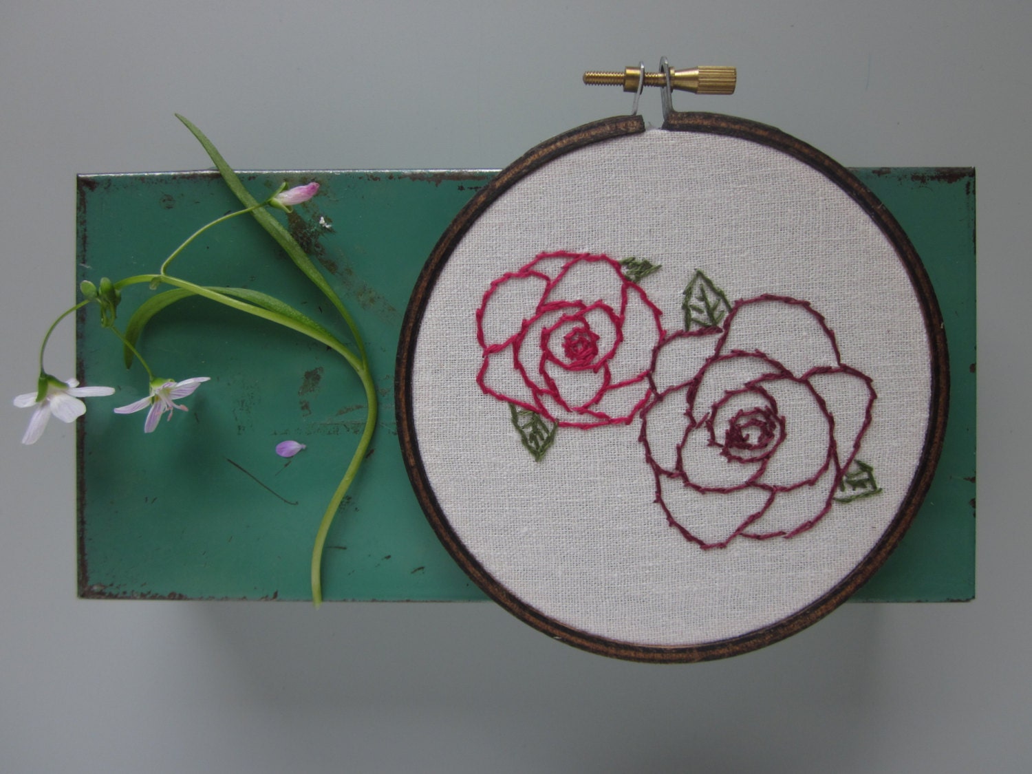 framed-in-the-hoop hand embroidery: pink and purple roses