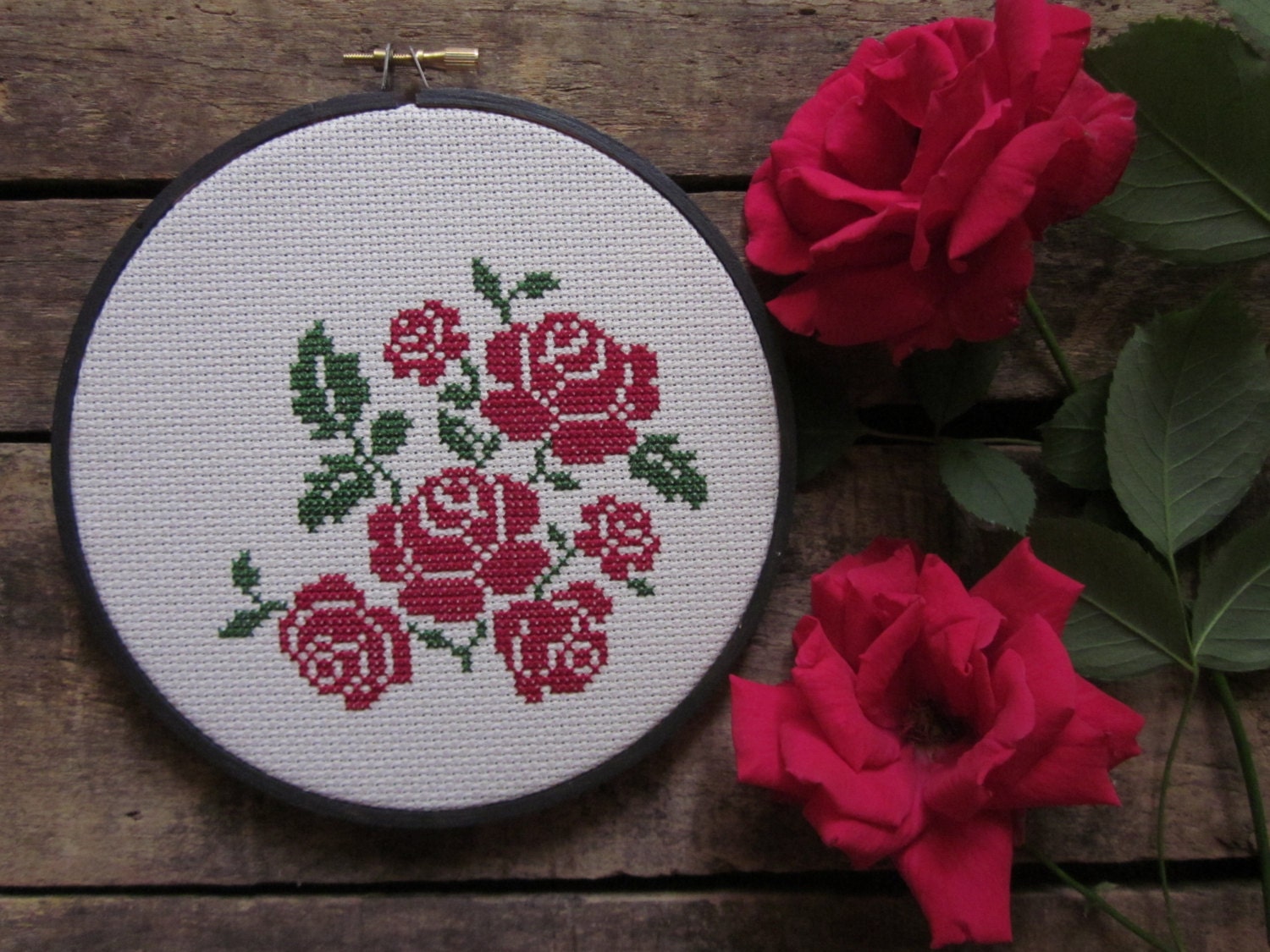 diy cross-stitch pattern/kit - roses - to be framed in the 6 inch hoop