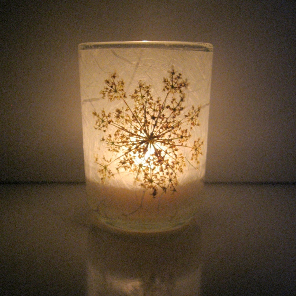 Queen Anne's Lace Earth Light - candle, candle holder, tea light, pressed flower, natural, handmade paper, spring and summer, gift