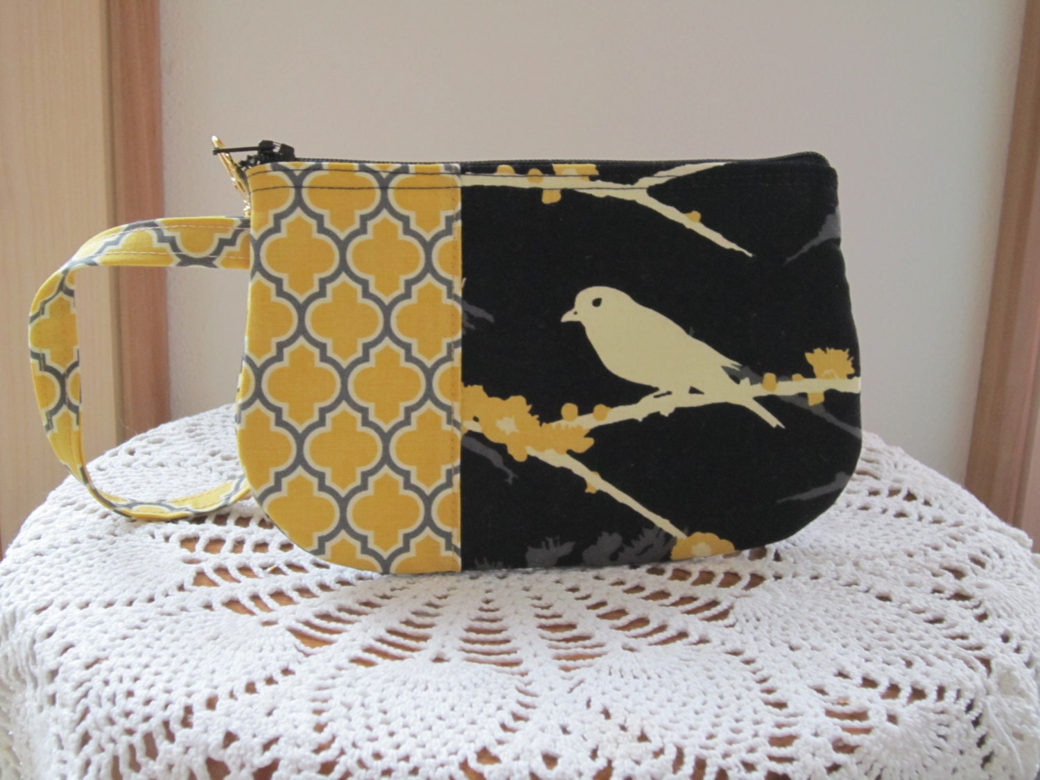 Iphone bag Clutch Wristlet Zipper Gadget Purse Pouch Songbirds