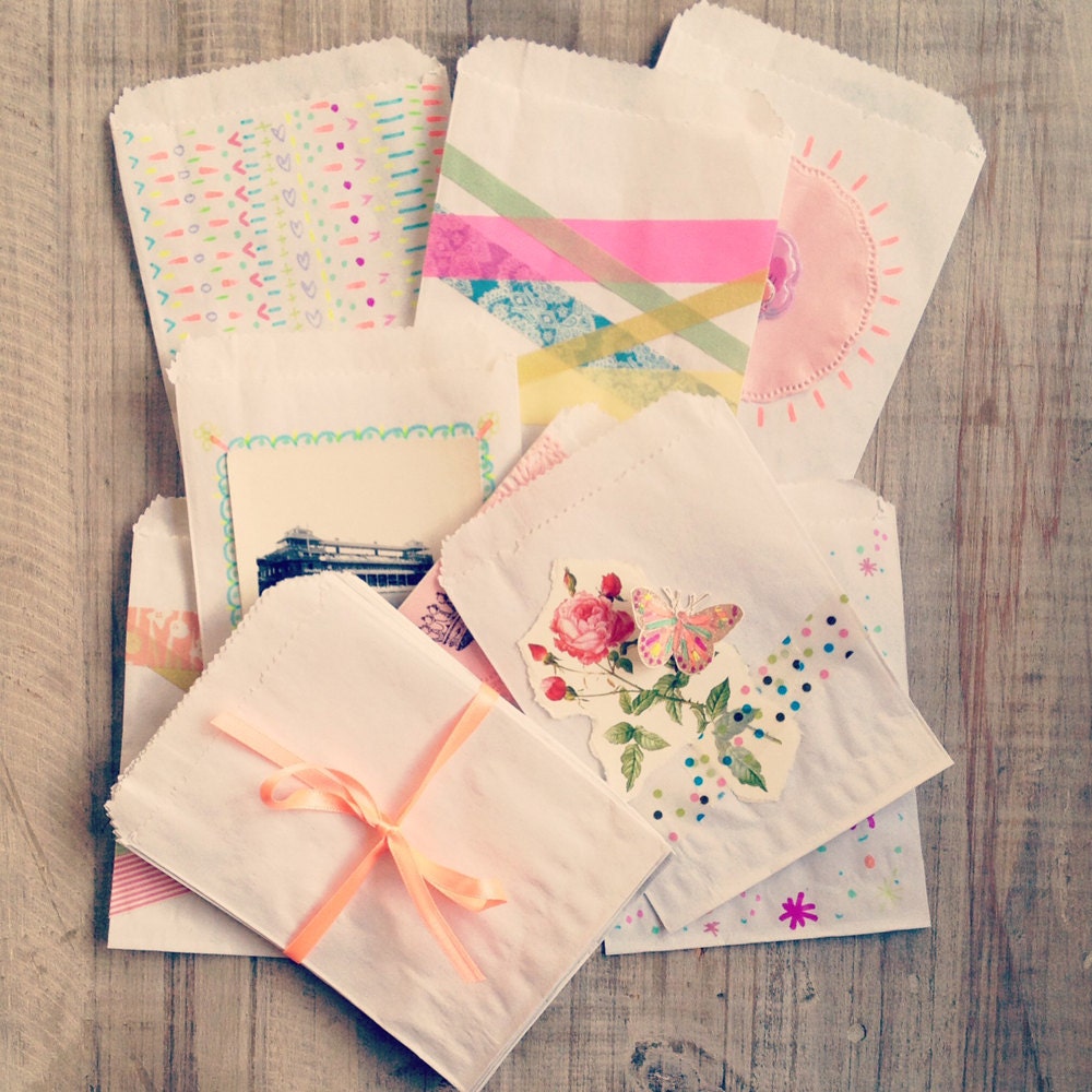 50 Tiny White Small Paper Bags for Gift Wrap or Favours
